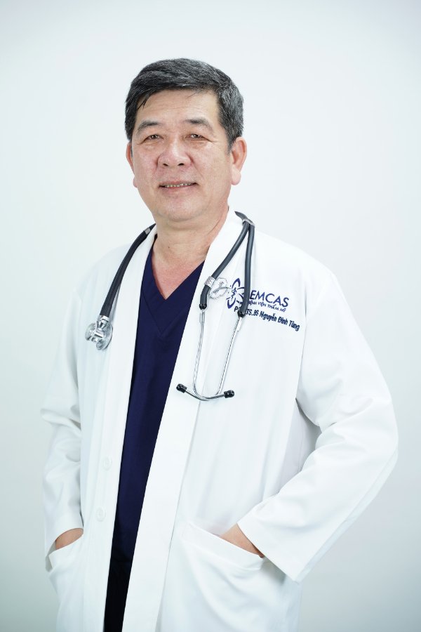 Bệnh Viện Thẩm Mỹ EMCAS Vinh Hạnh Chào Đón PGS.TS.BS Nguyễn Đình Tùng - Giám Đốc Chuyên Môn BVTM EMCAS