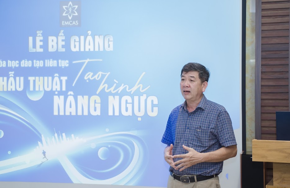 Lớp Học “Phẫu Thuật Tạo Hình Nâng Ngực”